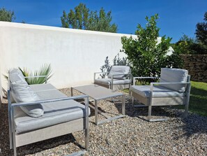 Property grounds - Elaia villas in the Mediterranean - Silvis rental (TOUROUZELLE 11200)