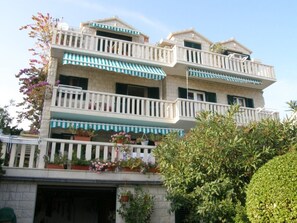 Exterior - Apartment in Bol with Seaview, Balcony, Air condition, WIFI (3416-2) (Bol)