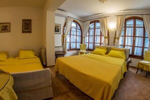 1 chambre, fer et planche à repasser, Wi-Fi gratuit, draps fournis