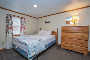 House (3 Bedrooms) | Property amenity - Water's Edge by Taylor Made Deep Creek (McHenry)