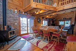 House (3 Bedrooms) | Property amenity - Mountains View by Taylor Made Deep Creek (McHenry)