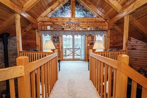 House (3 Bedrooms) | Property amenity - Mountains View by Taylor Made Deep Creek (McHenry)