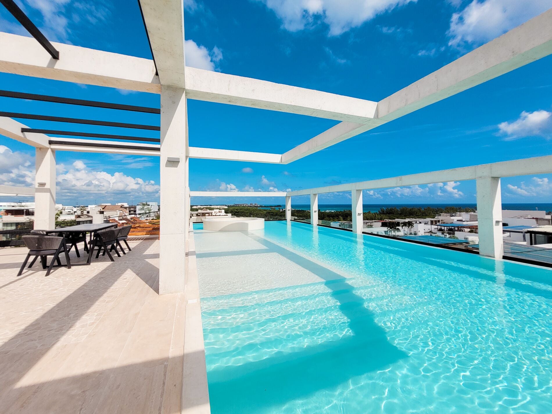 Outdoor pool, pool loungers