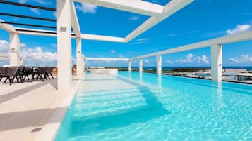 Outdoor pool, sun loungers