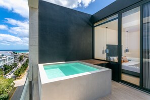 Coffres-forts dans les chambres, rideaux occultants