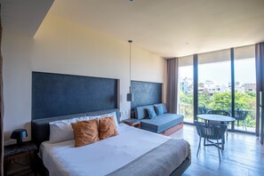 Luxury Suite, 1 King Bed with Sofa bed, Balcony | In-room safe, blackout drapes, iron/ironing board, free WiFi - Ceren Luxury Apartments by Spot Rentals (Playa del Carmen)