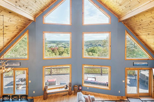 Ski Country Vista by Taylor Made Deep Creek