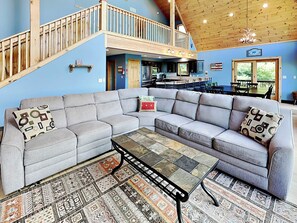 House (6 Bedrooms) | Property amenity
