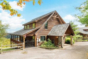 Nhà (6 Bedrooms) | Tiện nghi, dịch vụ nơi lưu trú