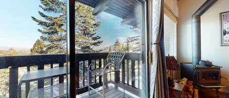 Condo, 2 Bedrooms | Interior