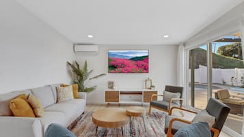 TV, table football, ping pong