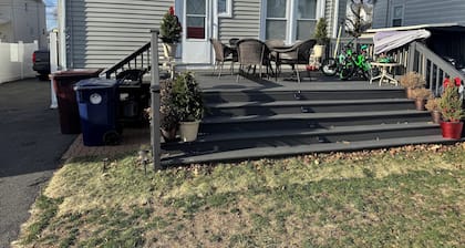Entire House w/parking mins to Historical Boston