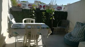 Servei de restauració a l'aire lliure