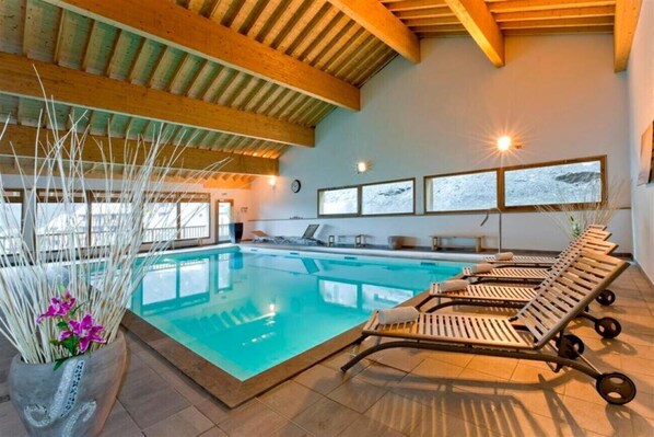 Piscine couverte