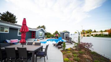 Outdoor pool, a heated pool