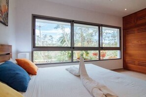 3 soverom, skrivebord, strykejern/-brett og wi-fi (inkludert)