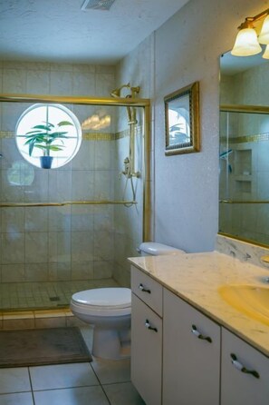 Hair dryer, towels - Beach Access, Pools, Tennis and Pickleball - 1225 Gulf & Bayside (Siesta Key)