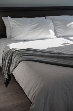 4 Schlafzimmer, Reisekinderbett, WLAN, Bettwäsche