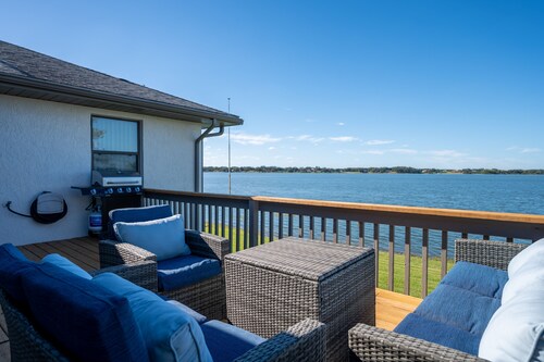 Eagle Haven Lake House