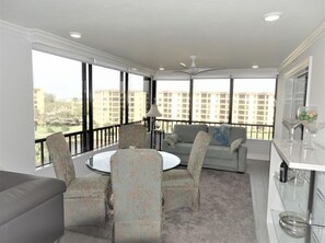 电视、DVD 播放器