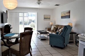 Smart TV - Jamaica Royale 017 Close to the Pool! (Siesta Key)