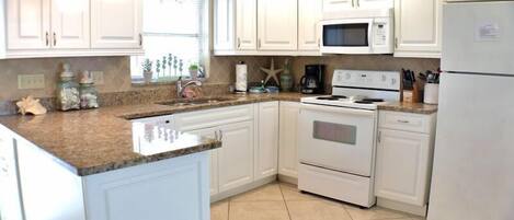 Fridge, dishwasher, coffee/tea maker, toaster