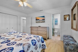 2 bedrooms, iron/ironing board, internet, bed sheets