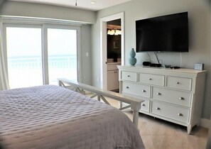 2 bedrooms, iron/ironing board, internet, bed sheets