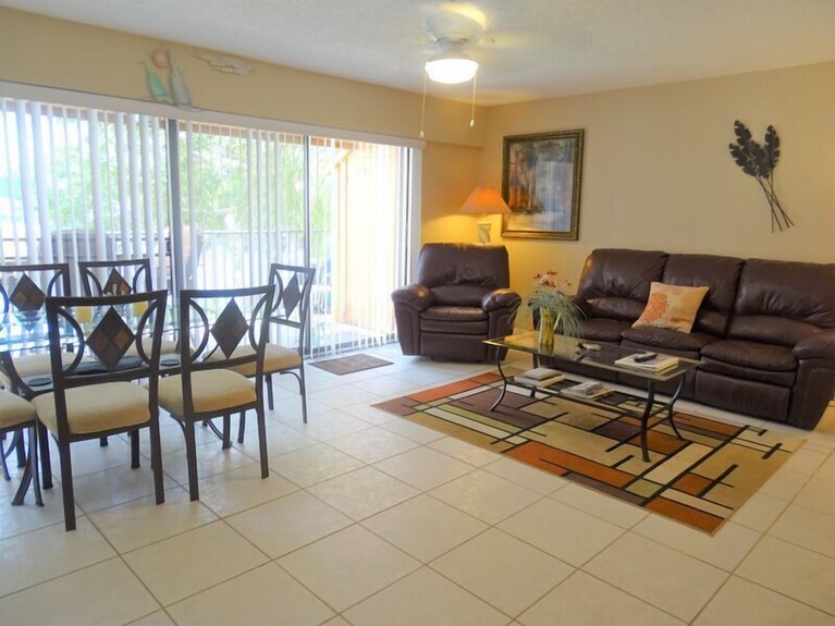 Condo With Bay Views, Beach Access! - Midnight Cove Ii 137 - Siesta Key, FL