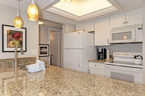 Fridge, microwave, oven, stovetop - 2-Bedroom Condo with Private Beach Access and Community Amenities! (Siesta Key)