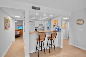 Interior - Midnight Cove II 412F - Beautiful Canal View! (Siesta Key)