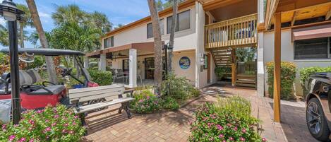 Midnight Cove II by Tropical Sands Accommodations Front Office