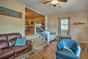 TV - Kingston Getaway < 2 Mi to Lake Texoma! (Kingston)