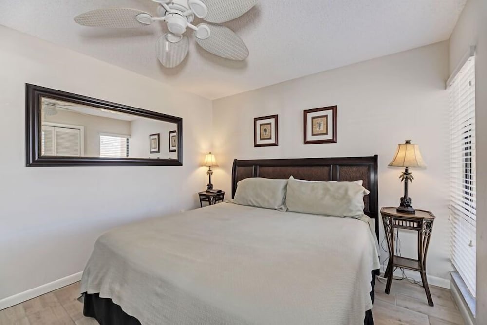 Midnight Cove II 831F Beautiful Vacation Rental! Siesta Key Vrbo