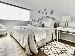 2 bedrooms, iron/ironing board, free WiFi, bed sheets
