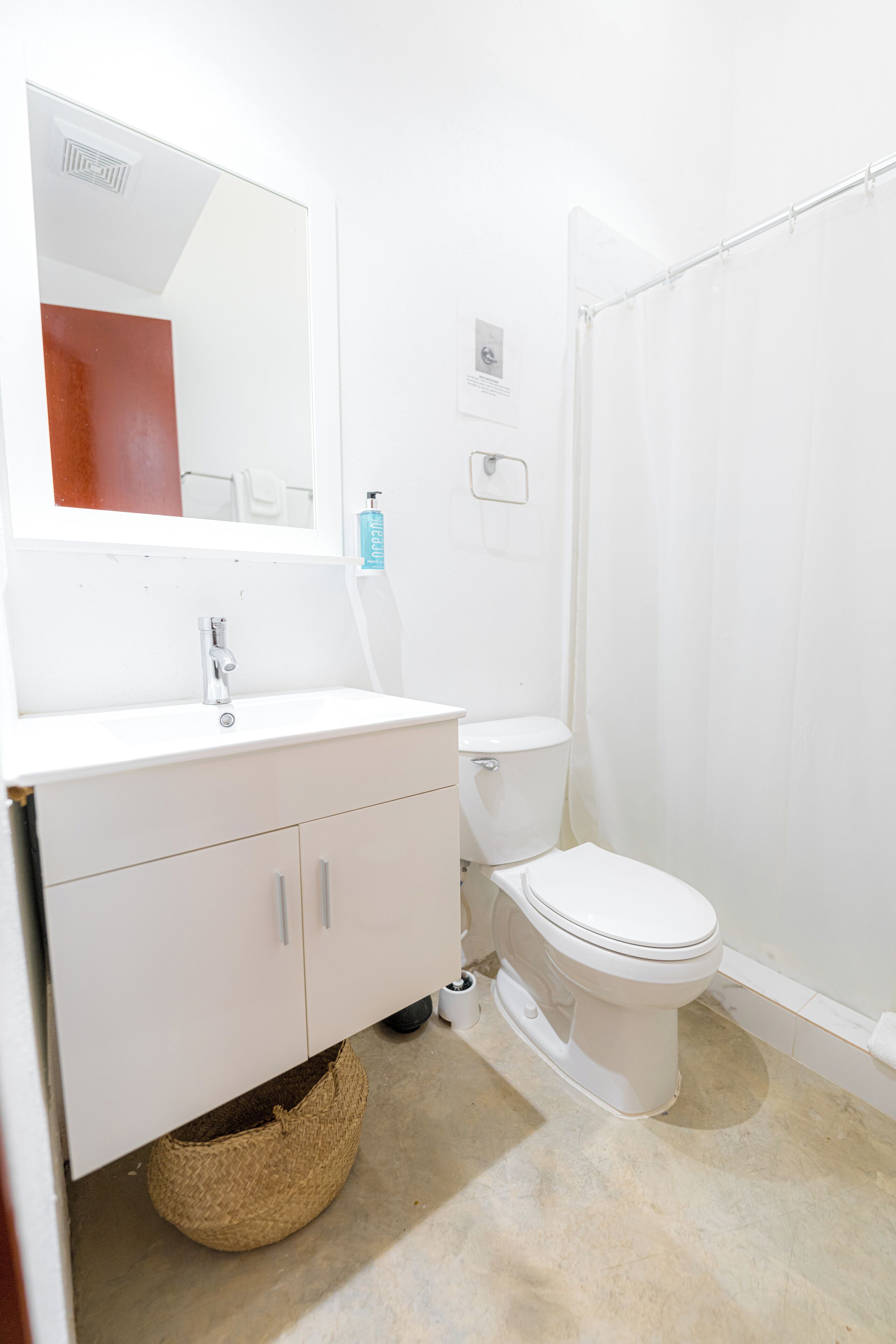 Photo - Nando's Place