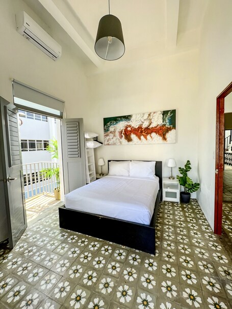 Nando's Place - Image 7
