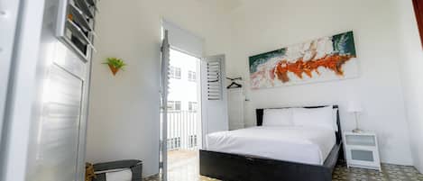 Departamento clásico | Camas con pillow-top y espacio para trabajar con laptop