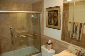 Hair dryer, towels - Sunset Royale - 302- Stunning Sunset Views (Siesta Key)