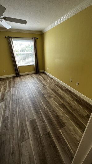 Interior - NEW Listing 3 Bedroom Split Design with 2 Bathrooms near Fort Sumter (The Villages)