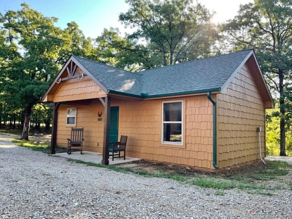 Exterior - Antler Ridge Cabin #4 (Sulphur)