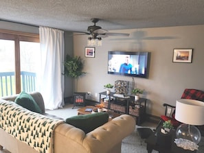 TV - Angel Mist Retreat Garage Apartment (Pittsfield)
