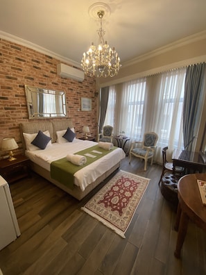 Deluxe Room - The Bridge Hotel (Istanbul)