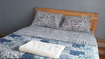 9 bedrooms, desk, iron/ironing board, free WiFi