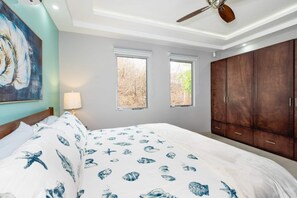 4 bedrooms, iron/ironing board, free WiFi, bed sheets