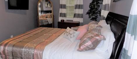 1 soverom, strykejern/-brett, wi-fi (inkludert) og sengetøy