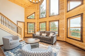 House (5 Bedrooms) | Property amenity - Sunshine Chalet by Taylor Made Deep Creek (McHenry)
