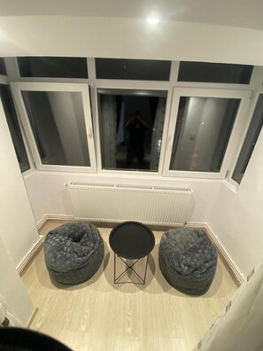 Interior - Charming 4-bed Apartment in Lupeni (Lupeni)