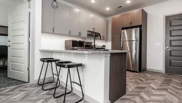 Suite | Private kitchen | Full-size fridge, microwave, stovetop, dishwasher