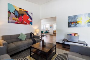 TV - 5 Bd Mountain Villa with Pool & Panoramic views Río Grande PR (Río Grande)